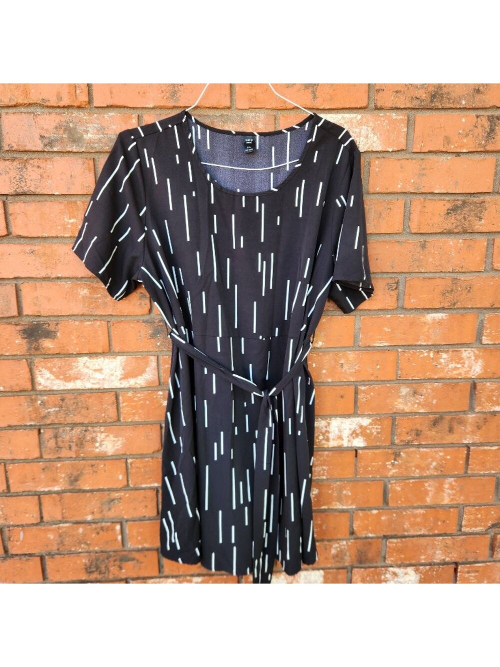 Shein Black and White Dress size 1XL